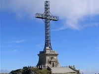 Cea mai inalta cruce din lume amplasata pe un varf montan